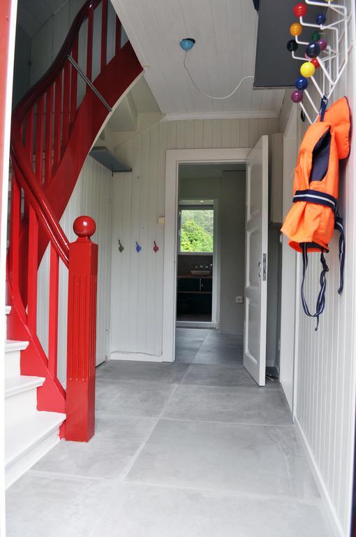 Hei Og Hav - I Torbjorn Egners Ferierike Villa Mandal Exterior foto